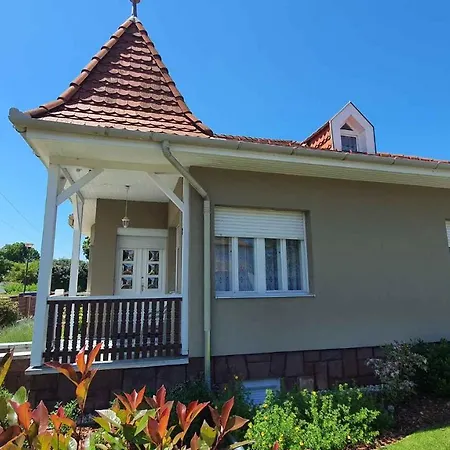 In - Balaton 41945 Apartman