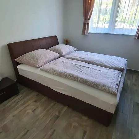 In - Balaton 41945 Lejlighed *