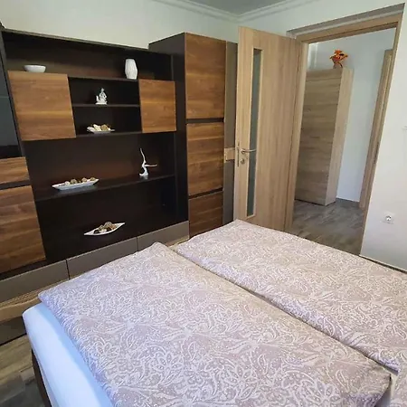 In - Balaton 41945 Siófok