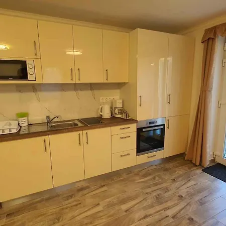 In - Balaton 41945 Siófok